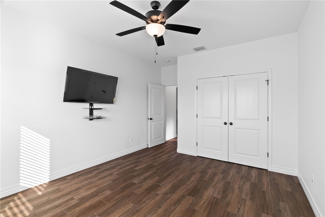 2410 Hedrick Drive Corpus Christi TX 78415