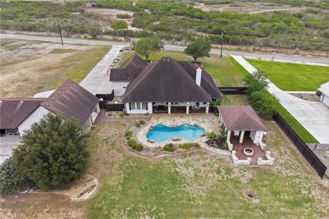 1260 County Road 3651 Sandia TX 78383
