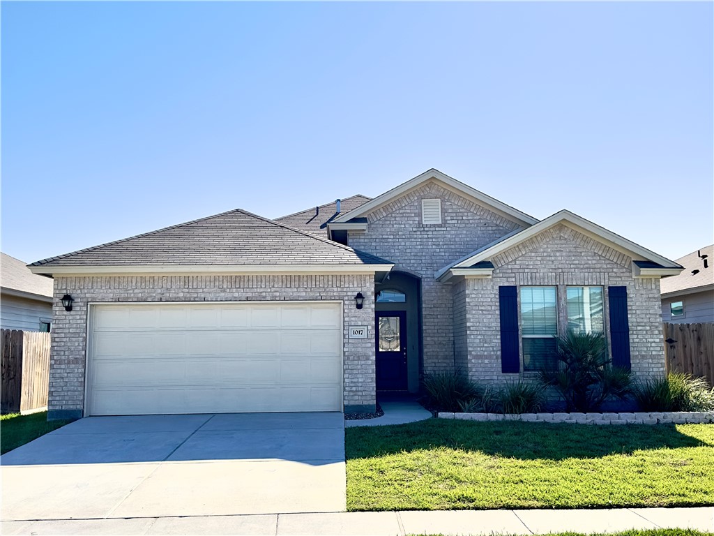 1017 Ocean Breeze Portland TX 78374