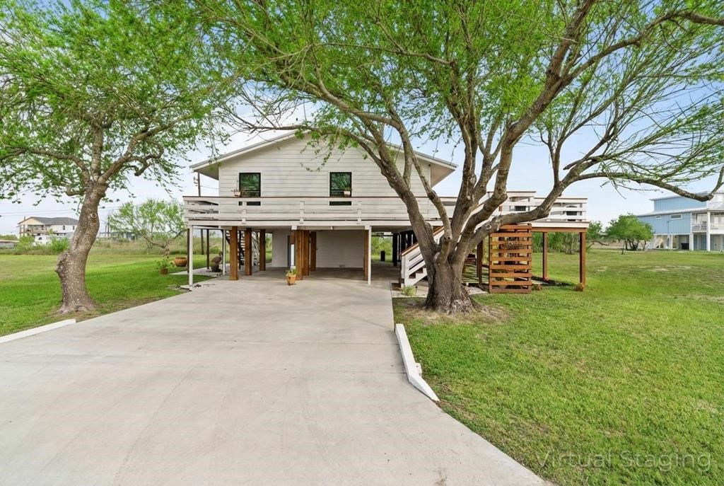 341 W Misty Oak Rockport TX 78382