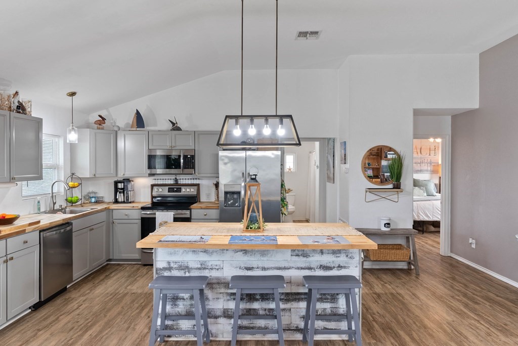 341 W Misty Oak Rockport TX 78382