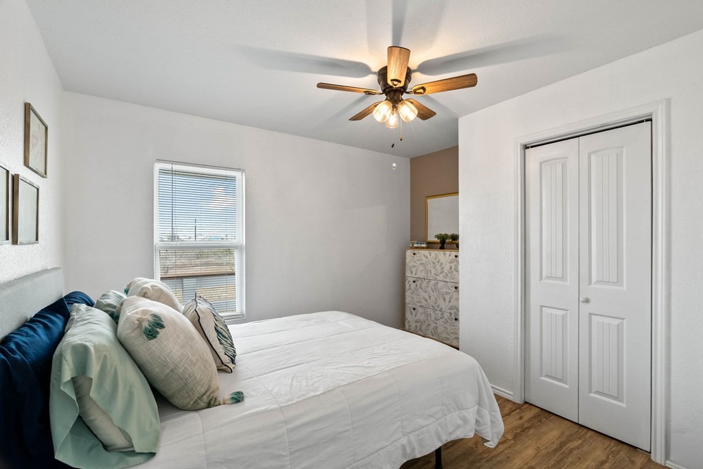 341 W Misty Oak Rockport TX 78382