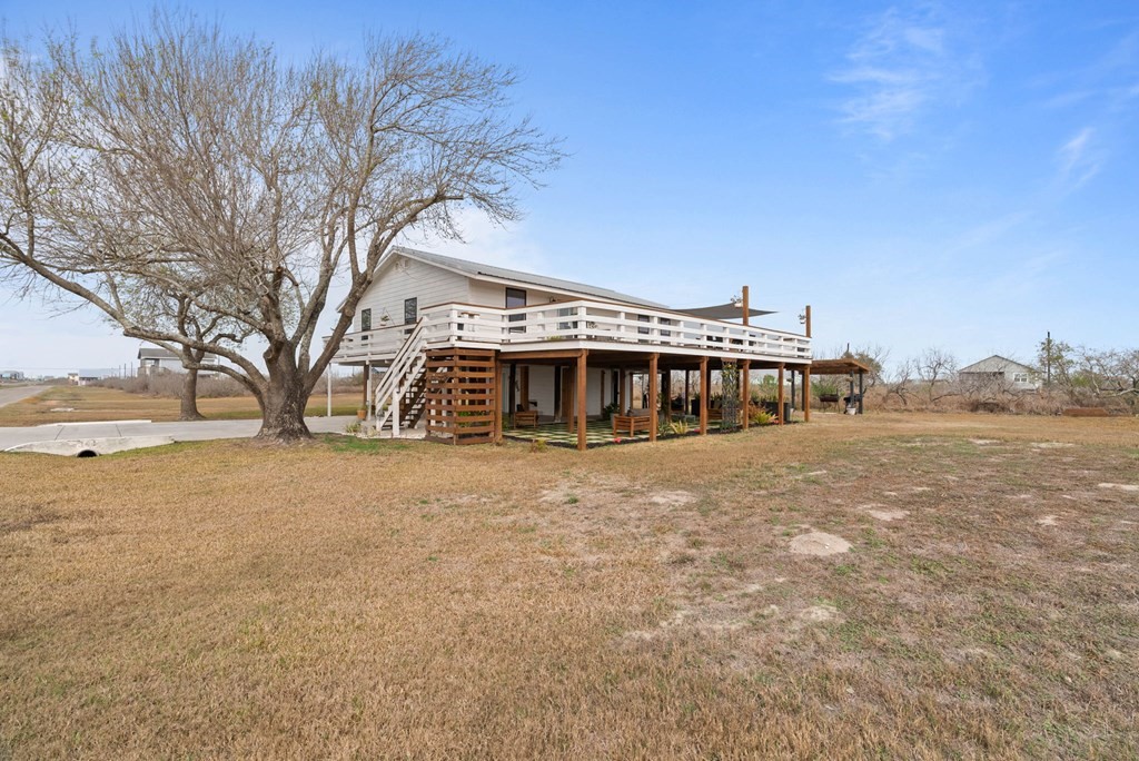 341 W Misty Oak Rockport TX 78382
