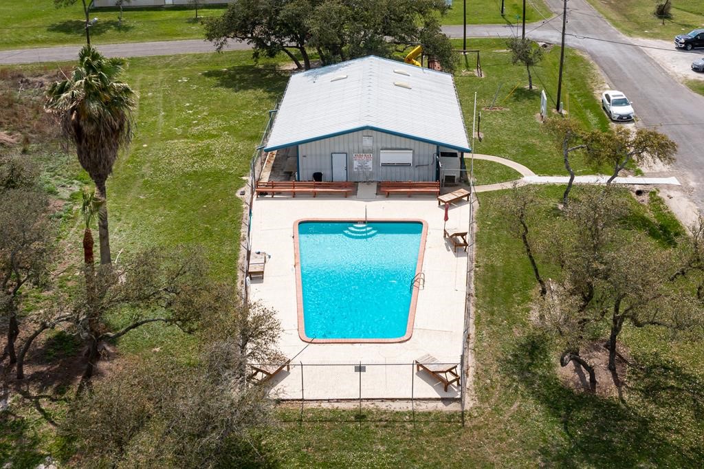 341 W Misty Oak Rockport TX 78382