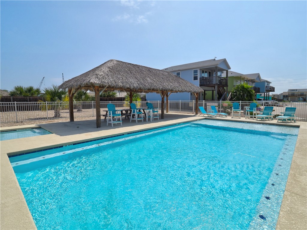 205 Port Arthur Street Port Aransas TX 78373