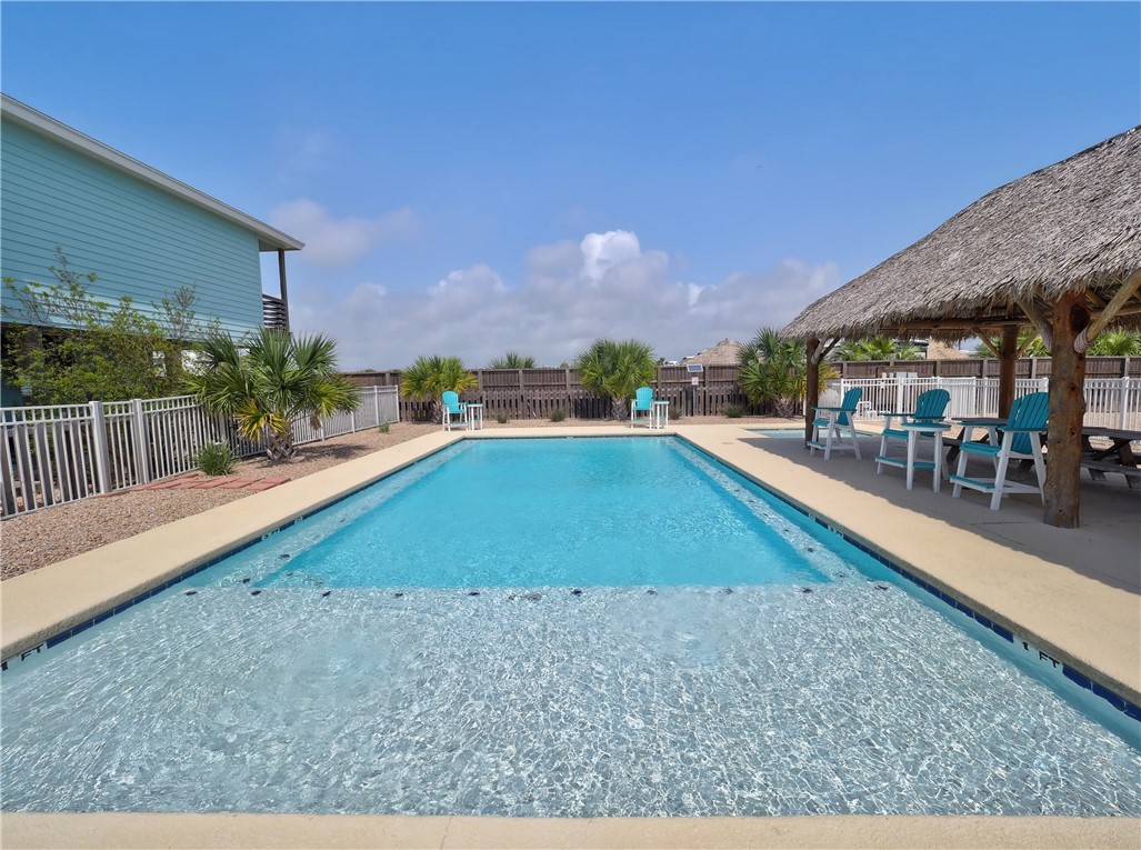 205 Port Arthur Street Port Aransas TX 78373
