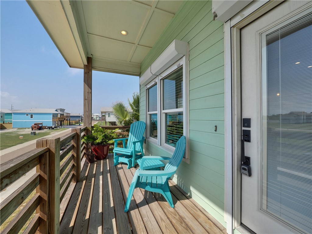 205 Port Arthur Street Port Aransas TX 78373