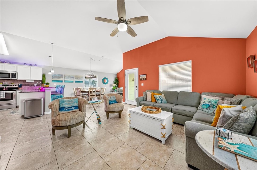 1698 Fishermans Cove Port Aransas TX 78373