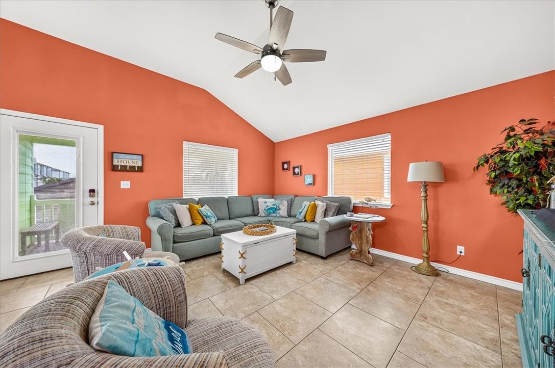 1698 Fishermans Cove Port Aransas TX 78373