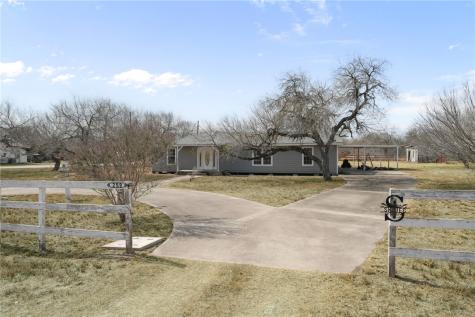 259 N County Road 1043 Kingsville TX 78363