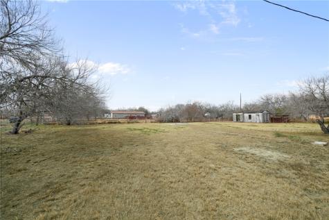 259 N County Road 1043 Kingsville TX 78363