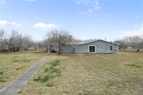 259 N County Road 1043 Kingsville TX 78363