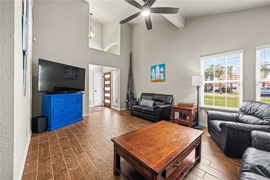 6995 Lovers Lane Corpus Christi TX 78412