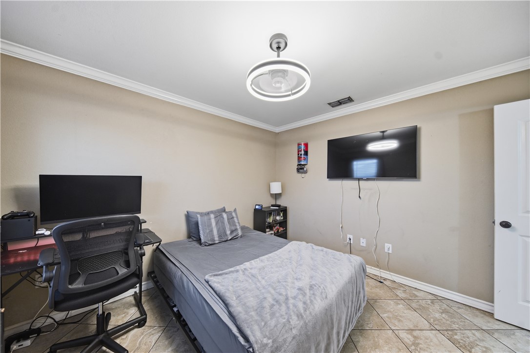 1101 Axis Corpus Christi TX 78418