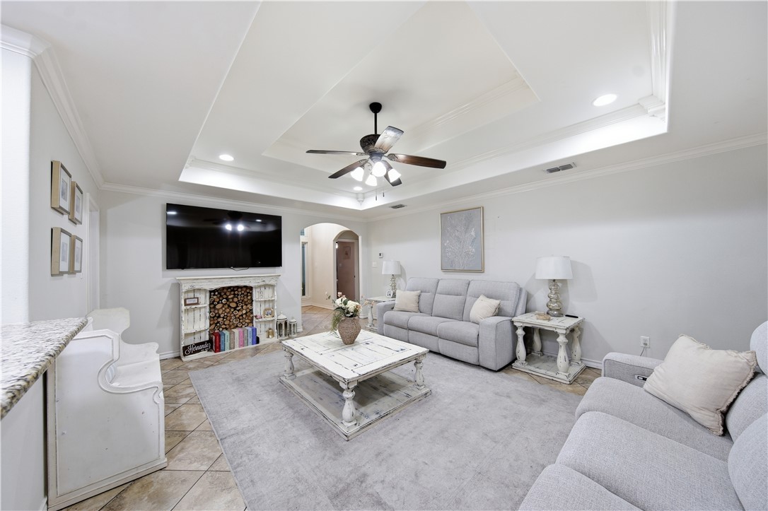 1101 Axis Corpus Christi TX 78418