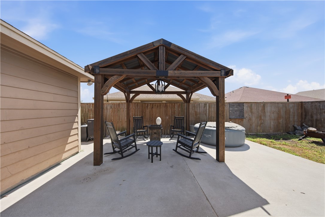 1101 Axis Corpus Christi TX 78418