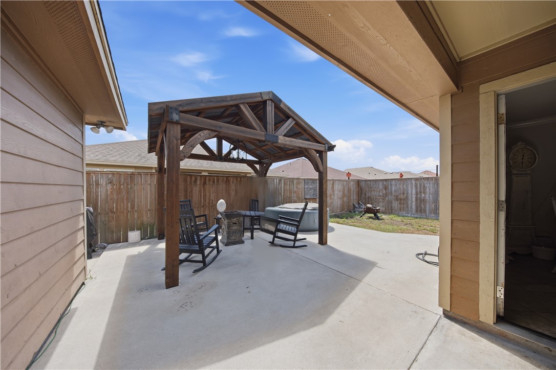 1101 Axis Corpus Christi TX 78418