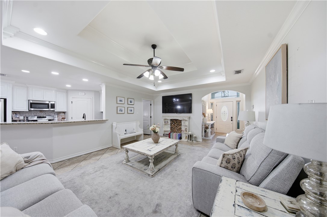 1101 Axis Corpus Christi TX 78418