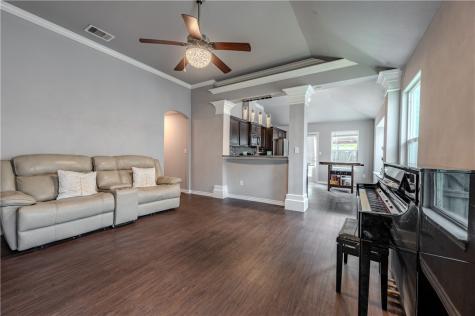 7405 Russ Corpus Christi TX 78414