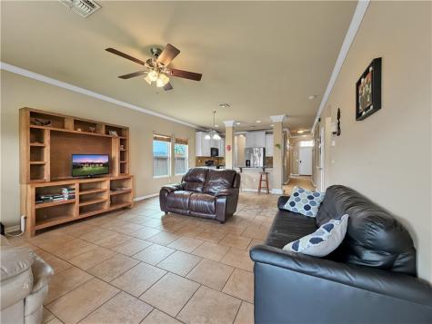 1131 Imperial Street Portland TX 78374