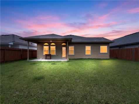 1131 Imperial Street Portland TX 78374
