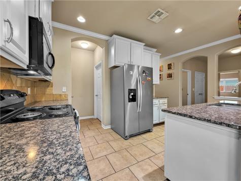 1131 Imperial Street Portland TX 78374