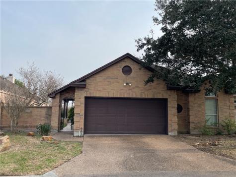 6129 Garden Court Court Corpus Christi TX 78414