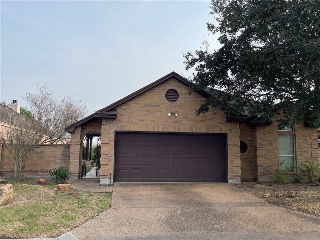 6129 Garden Court Court Corpus Christi TX 78414