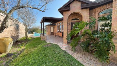 6129 Garden Court Court Corpus Christi TX 78414