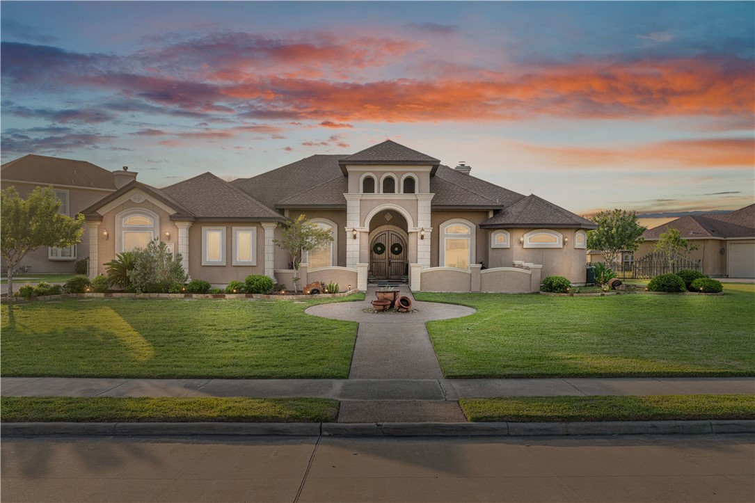 8401 Lago Vista Drive Corpus Christi TX 78414