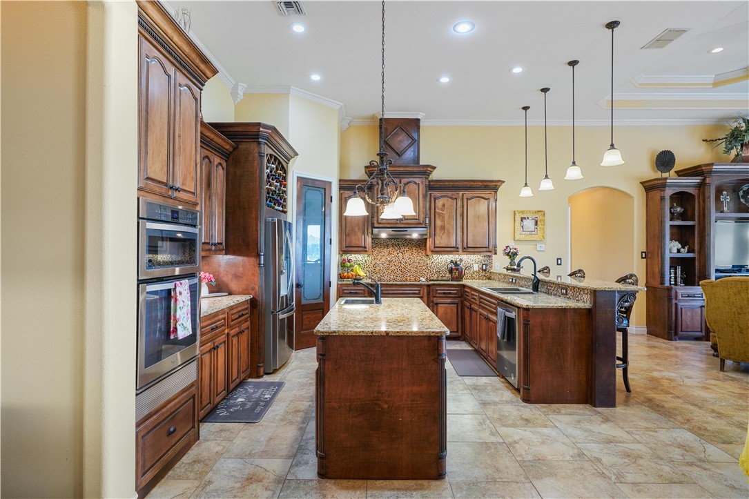 8401 Lago Vista Drive Corpus Christi TX 78414