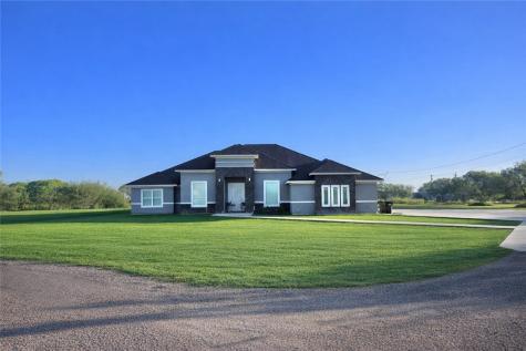 5074 Amber Street Bishop TX 78343