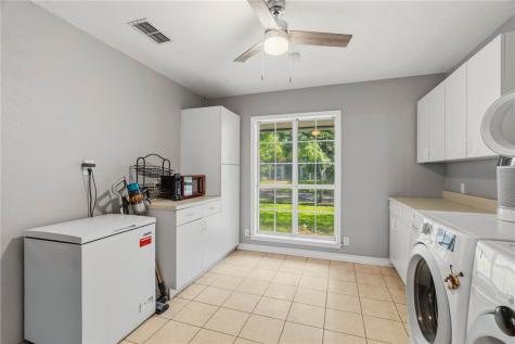 2 Camden Place Corpus Christi TX 78412