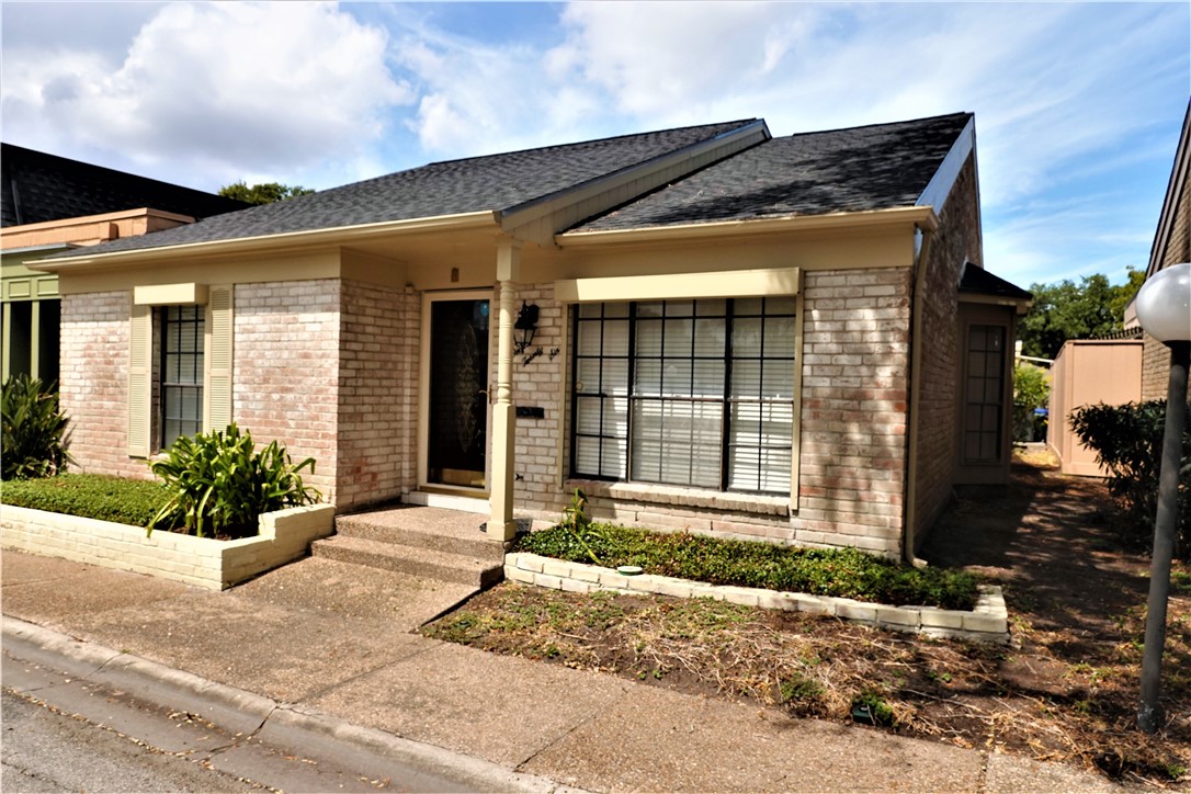126 Lake Shore Drive 126 Corpus Christi TX 78413