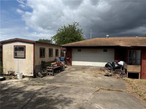 1913 Dolphin Drive Portland TX 78374