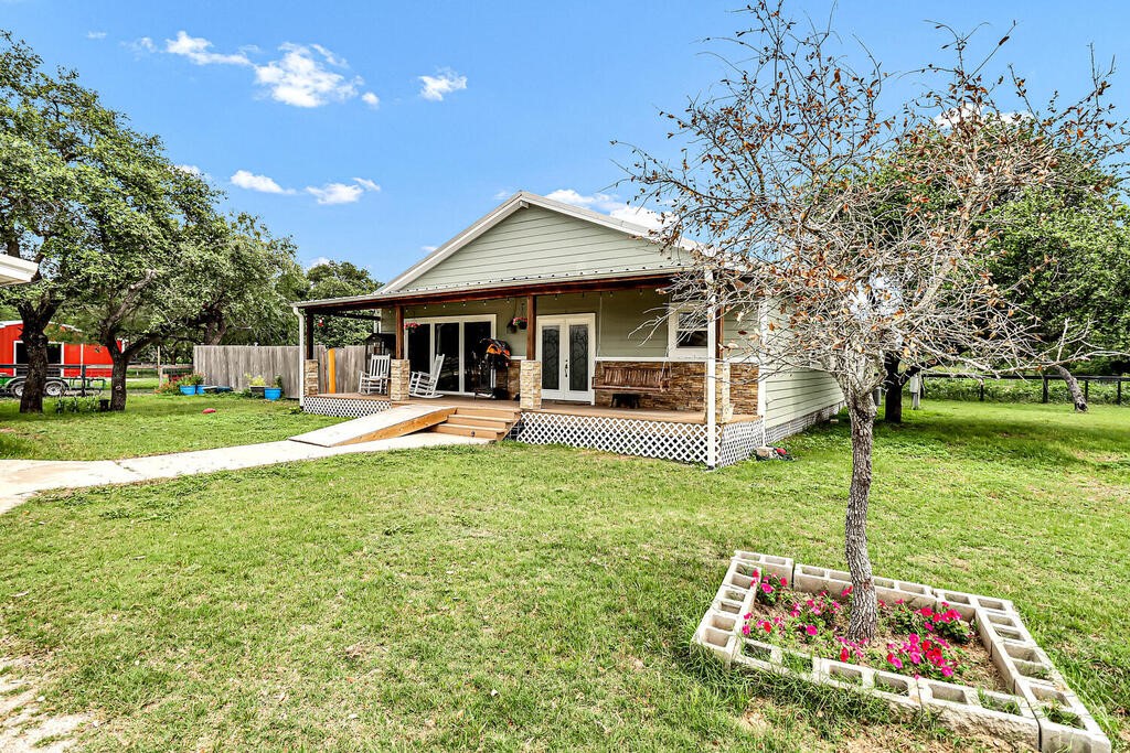 281 County Road 625 Sinton TX 78387