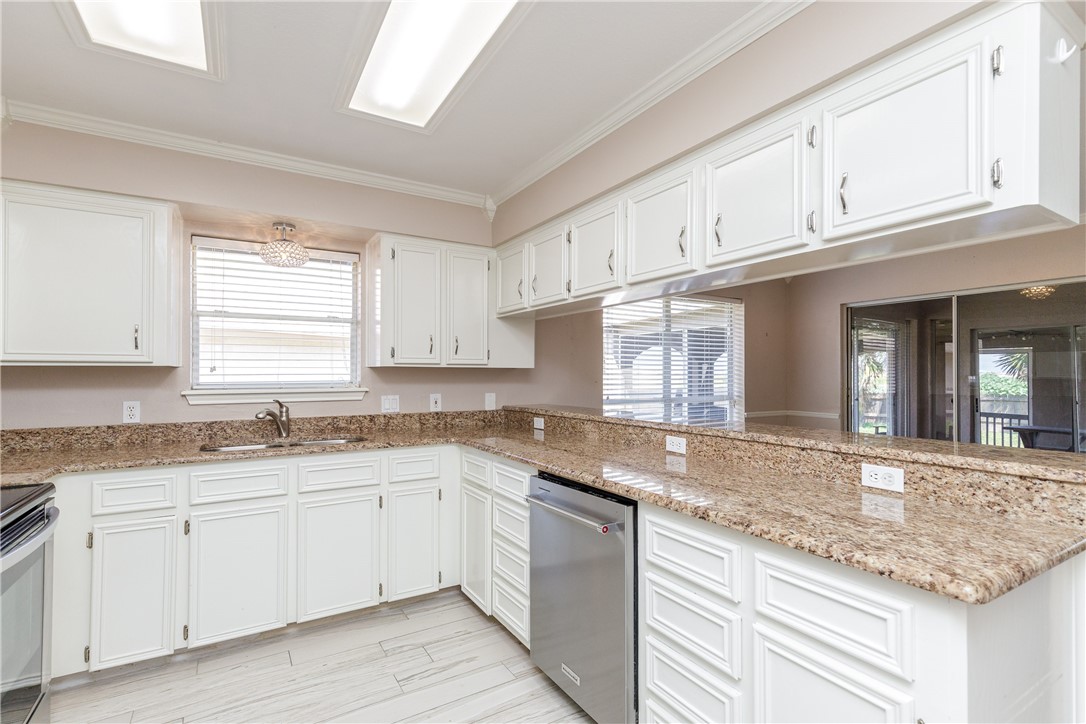 14882 Highland Mist Drive Corpus Christi TX 78418