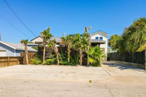 140 W Roberts Avenue Port Aransas TX 78373