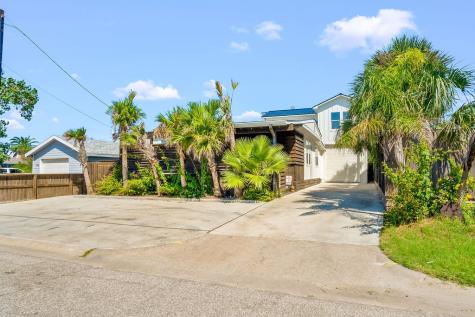 140 W Roberts Avenue Port Aransas TX 78373