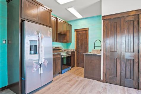 140 W Roberts Avenue Port Aransas TX 78373