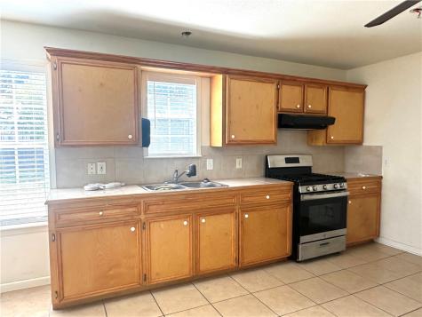 716 Sodville Street Sinton TX 78387