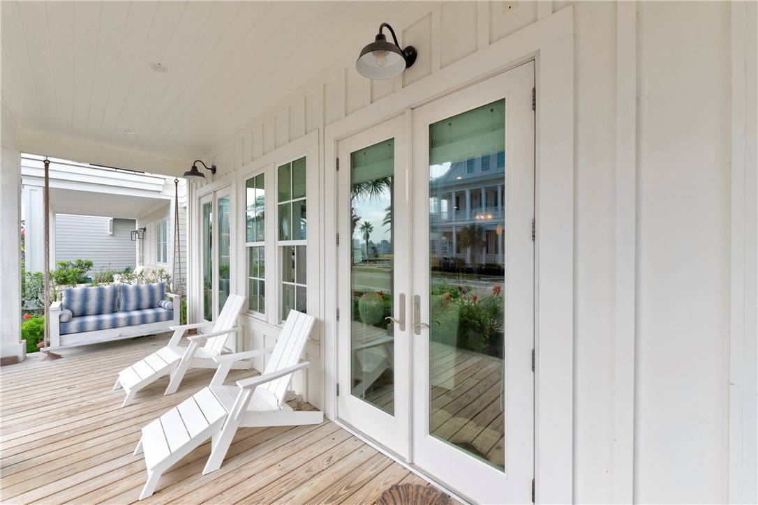 580 S Shore Drive Port Aransas TX 78373