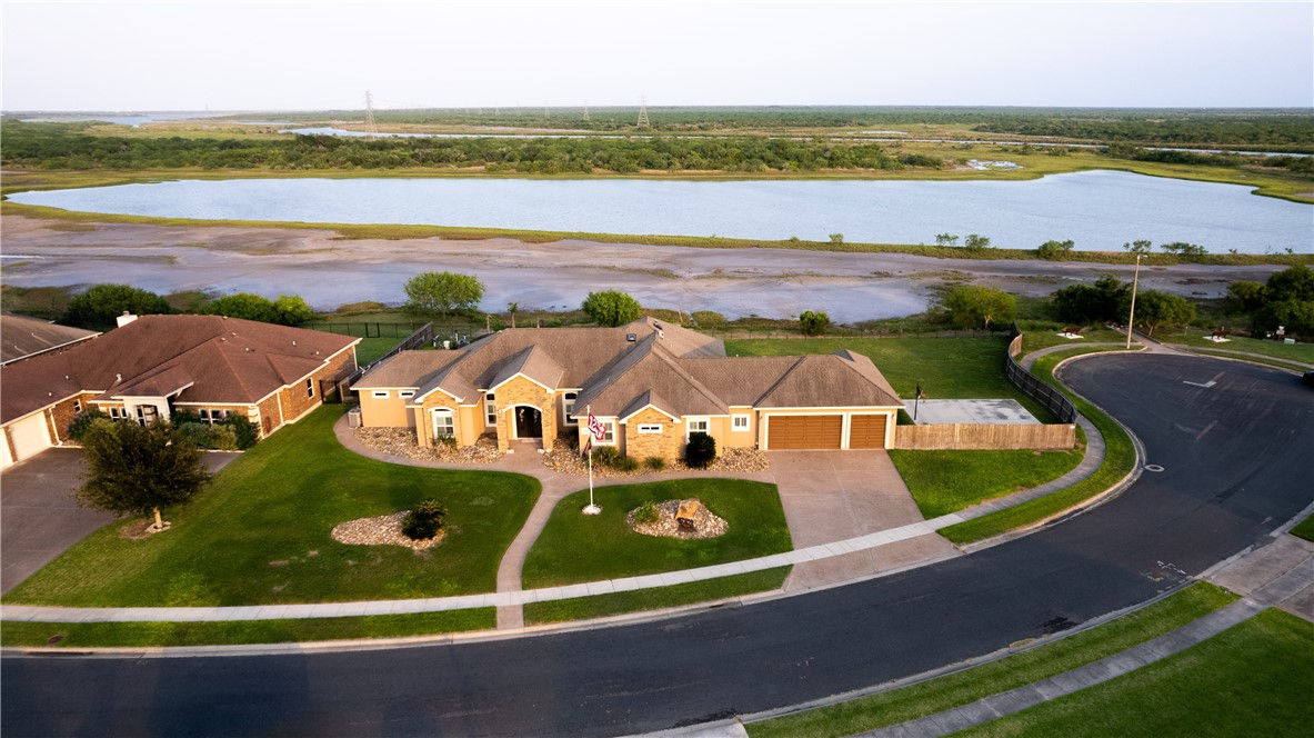 6305 Legacy Point Corpus Christi TX 78414