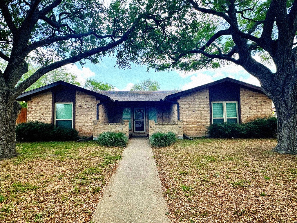 5945 Long Creek Drive Corpus Christi TX 78414