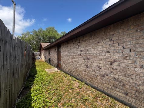 5945 Long Creek Drive Corpus Christi TX 78414