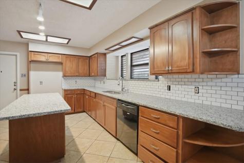 5909 Golden Canyon Corpus Christi TX 78414