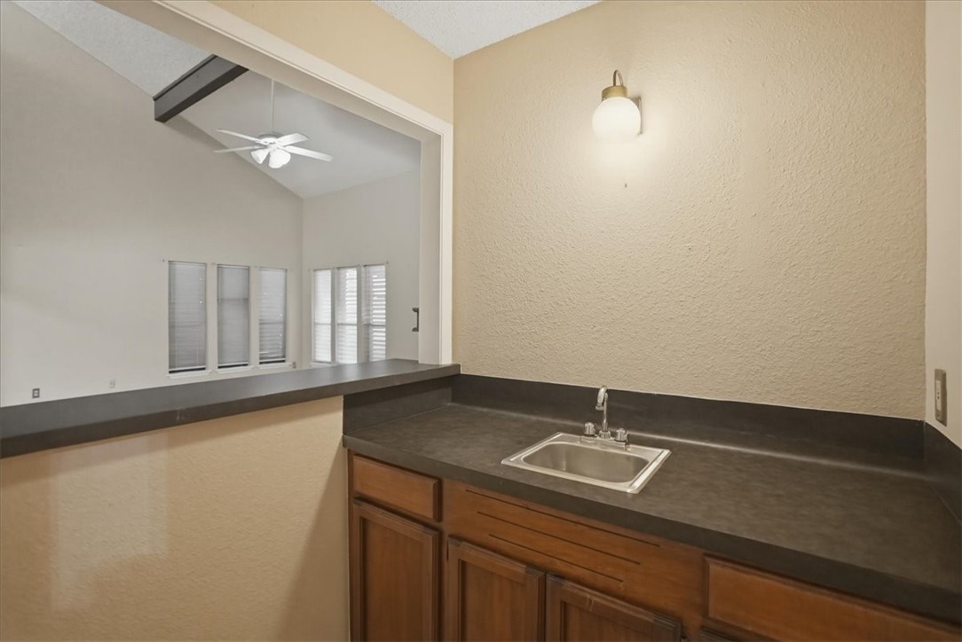 5909 Golden Canyon Corpus Christi TX 78414