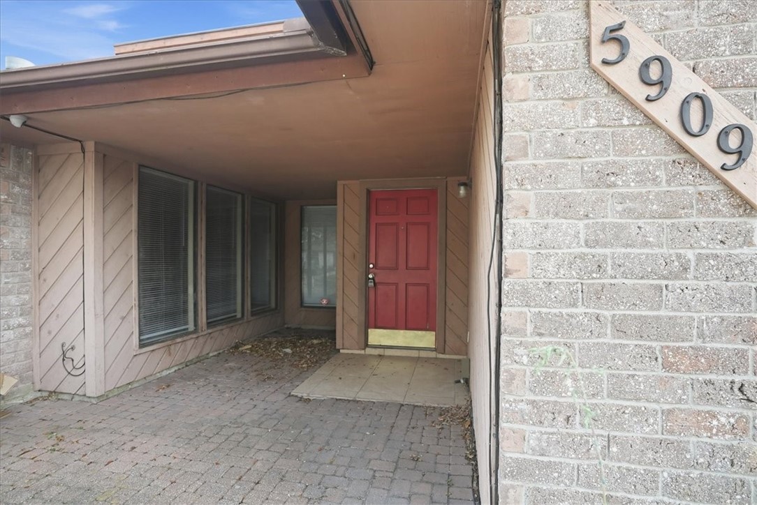 5909 Golden Canyon Corpus Christi TX 78414