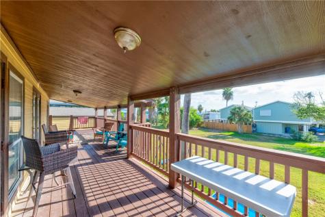 522 W Avenue C Port Aransas TX 78373