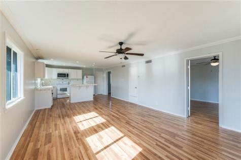 522 W Avenue C Port Aransas TX 78373